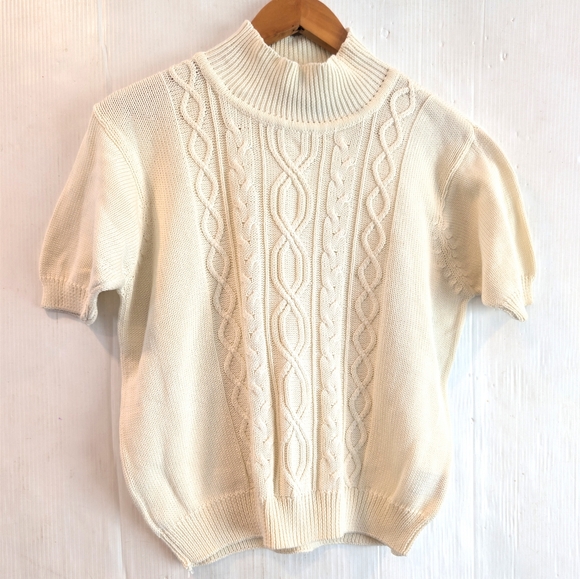 Hunt Club Sweaters - VINTAGE Hunt Club 100% Cotton Short Sleeve Cream Mockneck Sweater Size Large